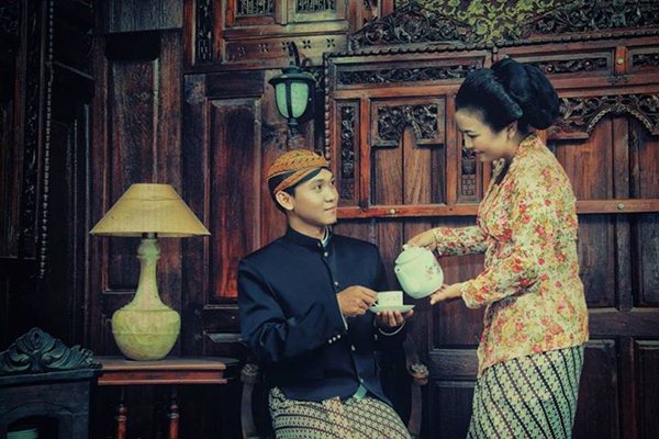 foto-prewedding-tema-tradisional-adat-Jawa-Jimboeng-Photography